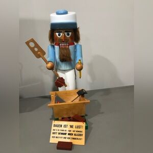 Steinbach Builder Nutcracker